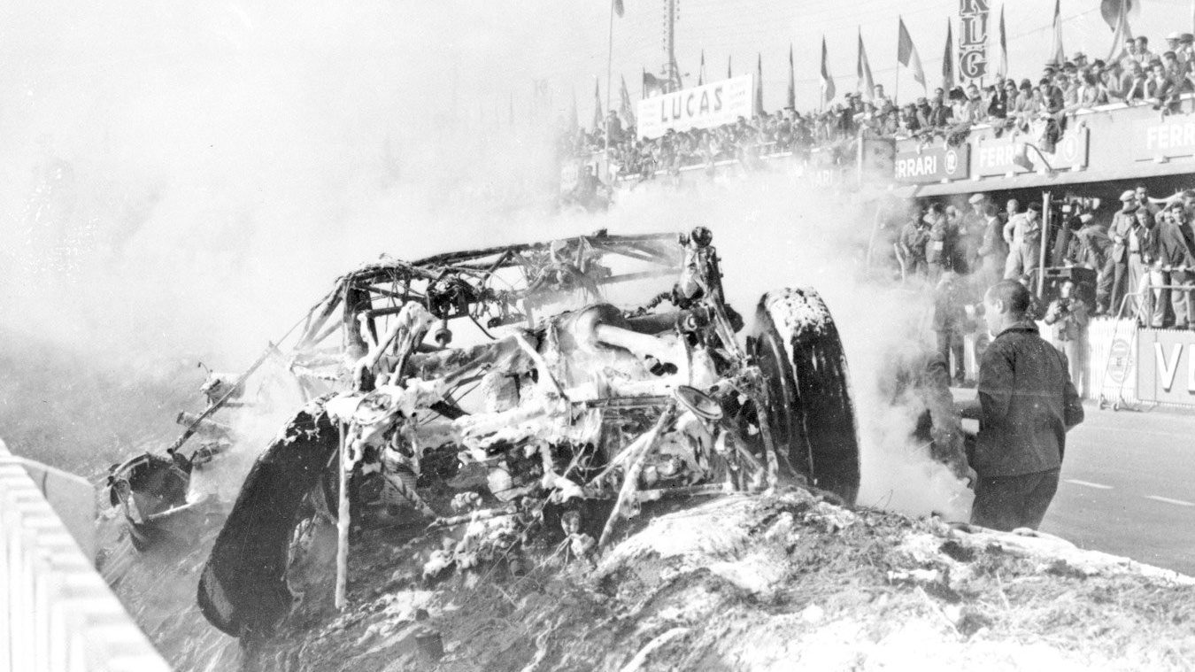 67 лет назад произошла самая страшная авария в истории автогонок