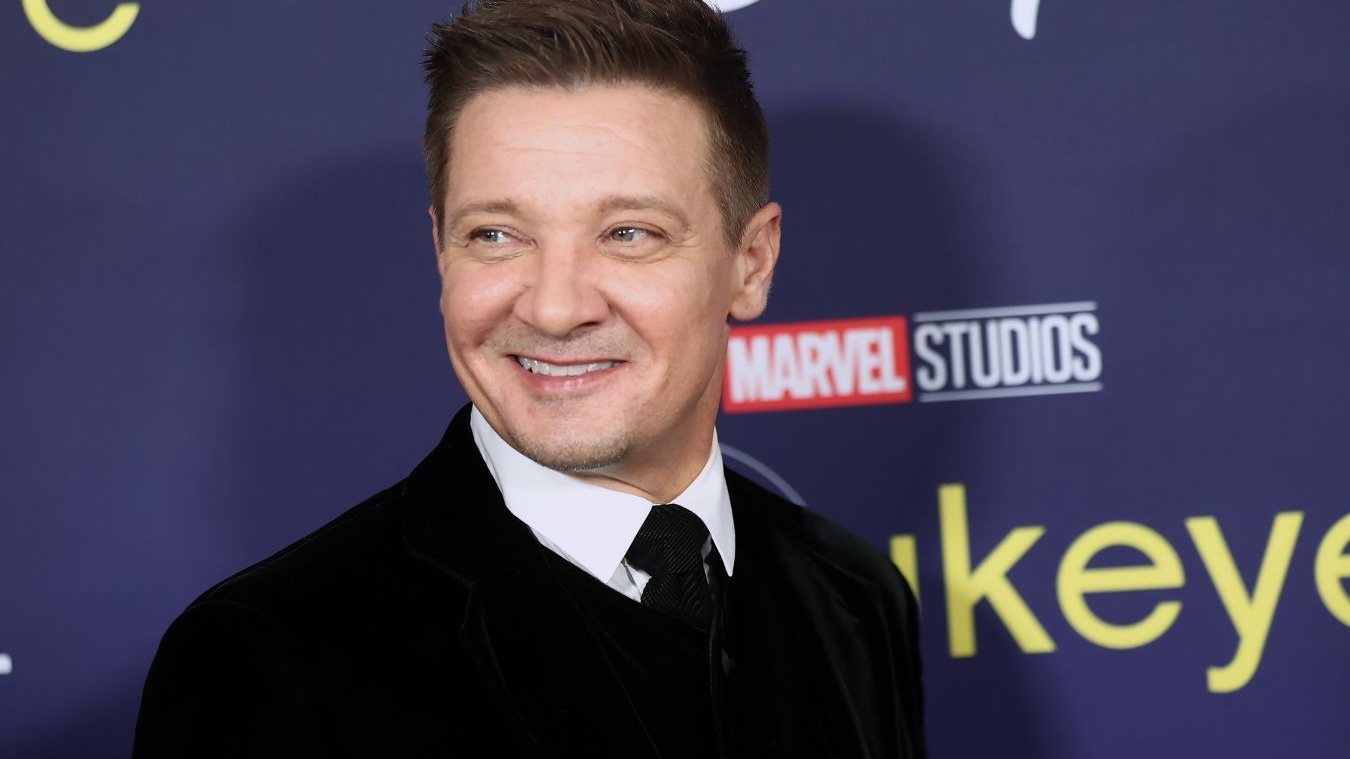         Jeremy Renner                     