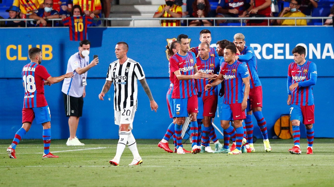 Barselona Razgromila Yuventus S Ronaldu V Matche Za Kubok Gampera Chempionat