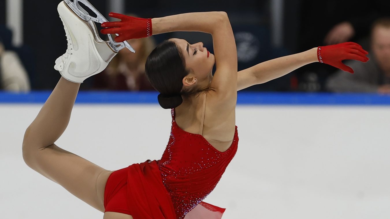 Әйелдердің ең түкті аяқтары мен кеуделері порно