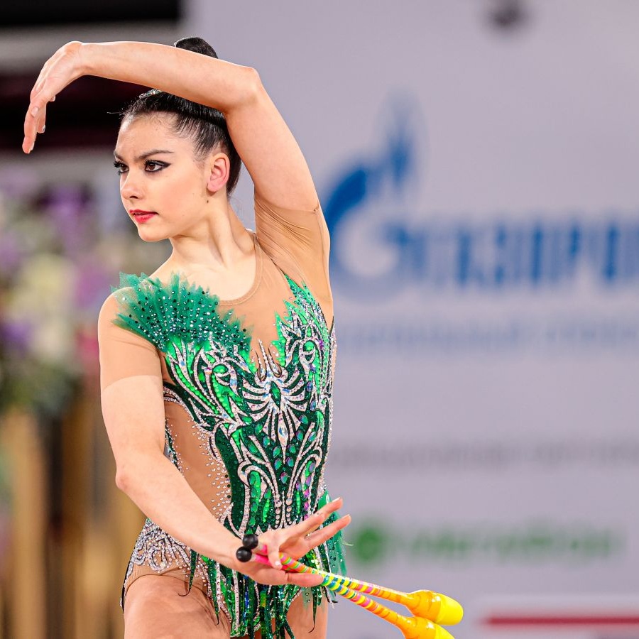 Лала Крамаренко купальники художественная гимнастика 2022