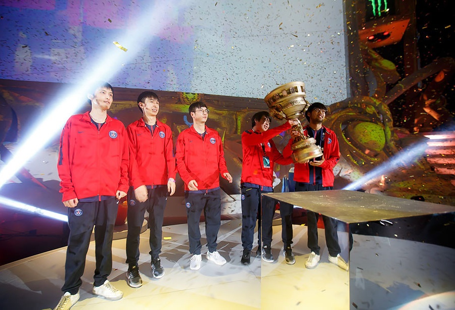     LGD 4                  