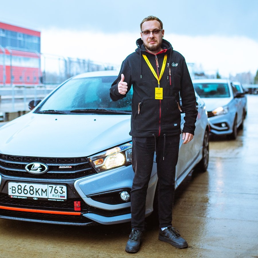 Как управлять Lada Vesta Sport на Moscow Raceway — впечатления журналиста,  фото, советы - Чемпионат