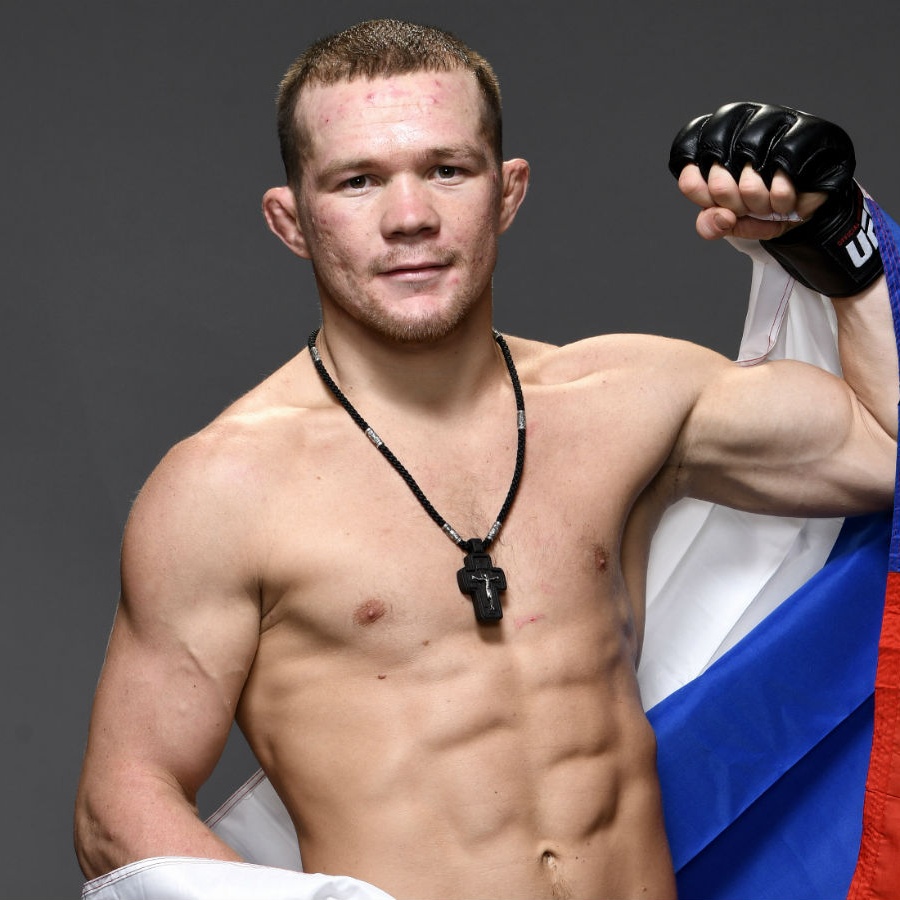 Пётр Ян — чемпион UFC в легчайшем весе. Российский боец победил Жозе Альдо.  - Чемпионат