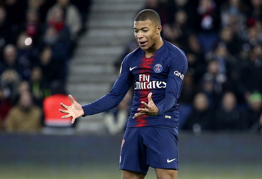 zvezda akinfeeva mbappe mozhet ujti iz