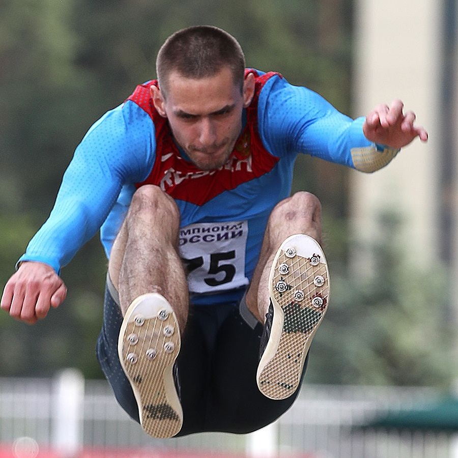 Артём Примак стал чемпионом России в прыжках в длину с лучшим результатом  сезона в стране - Чемпионат