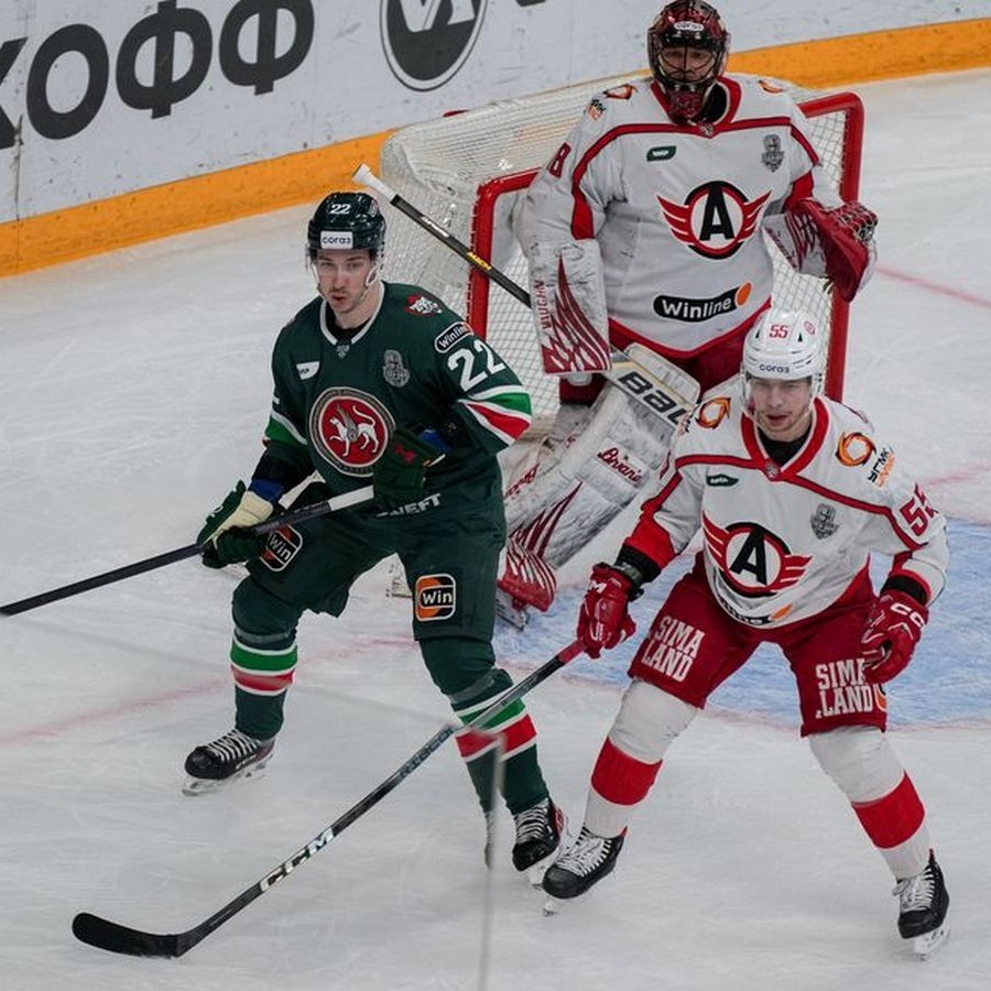 Автомобилист» крупно обыграл «Ак Барс» всухую и повёл 2-0 в серии Кубка  Гагарина – 2024 - Чемпионат