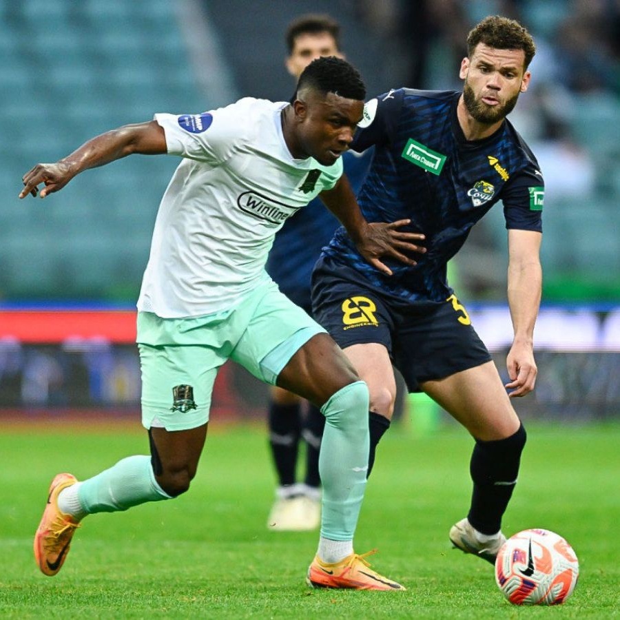 Жыныстық симуляторлар Орыс әйелі және олардың екеуі қолдан жасалған видеода