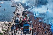 Невероятный чемпионский парад «Наполи». Видео