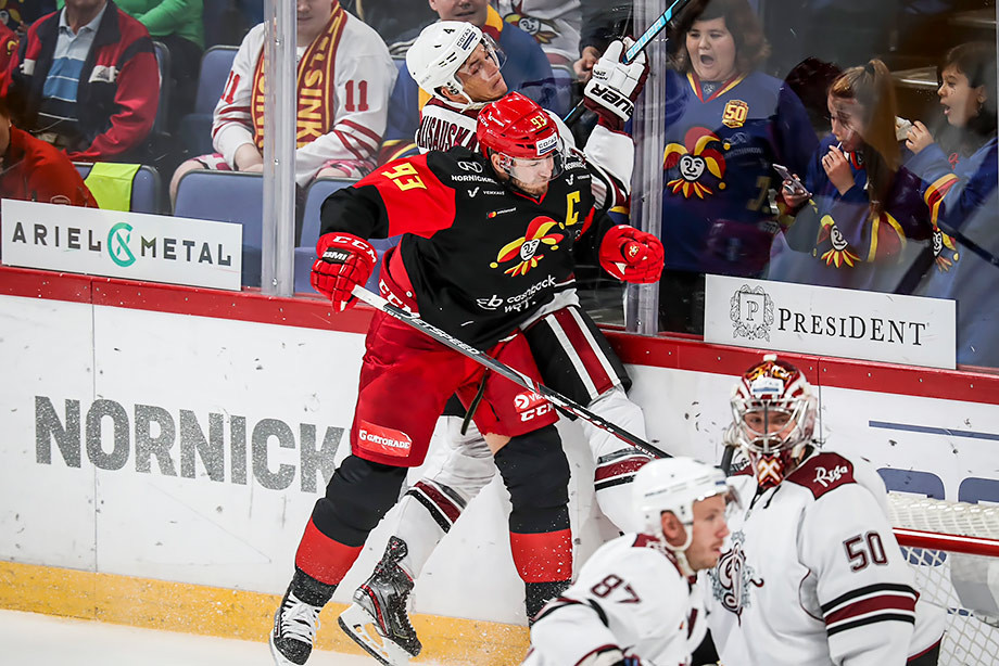 Кхл дивизионы таблица 2022-2023. Хоккей кхл турнирная таблица. Посещаемость кхл. Когда начинается кхл. Команды кхл.