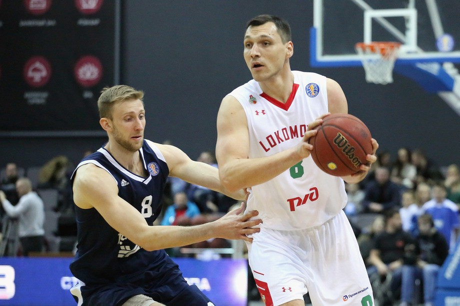 &laquo;Локо&raquo; проигрывает в овертайме, &laquo;Нижний&raquo; побеждает с сиреной