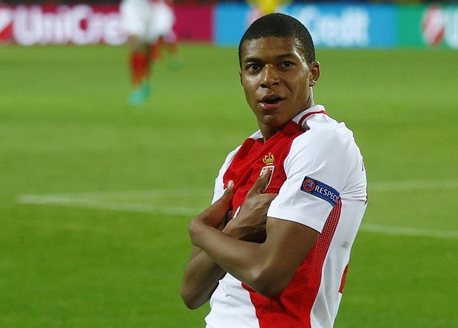 Mbappe Obyasnil Pochemu Prazdnuet Zabitye Myachi V Poze So Skreshennymi Rukami Chempionat