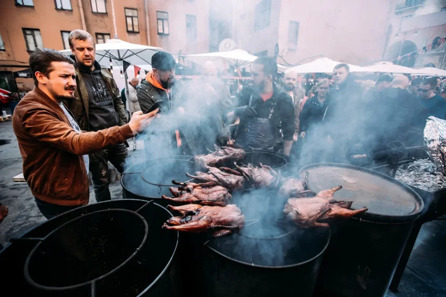 Фестиваль барбекю Smoke Fire Фестиваль барбекю Smoke Fire