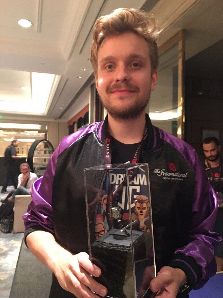 Йессе JerAx Вайникка Йессе JerAx Вайникка