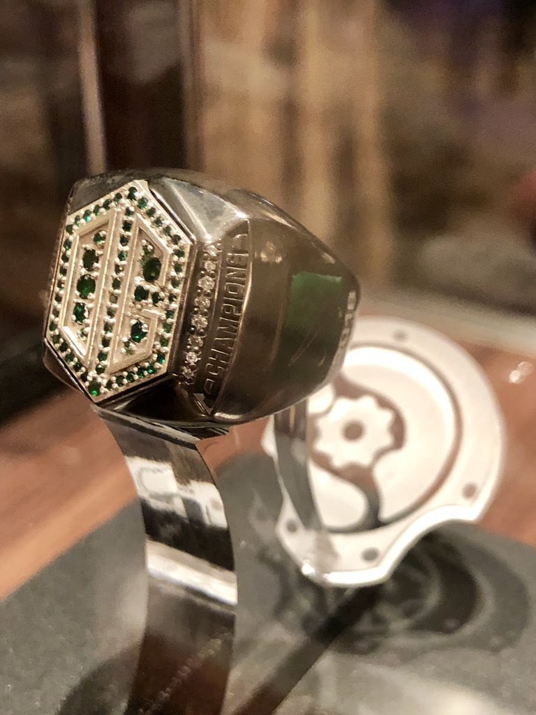 Чемпионский перстень OG Чемпионский перстень OG