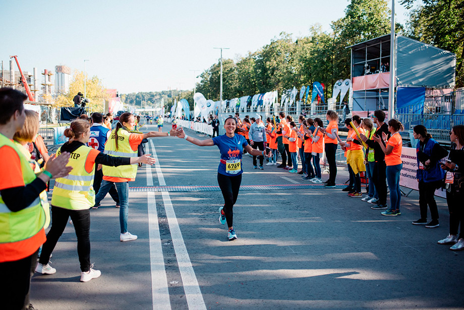 сколько бегают марафонцы на тренировках. Смотреть фото сколько бегают марафонцы на тренировках. Смотреть картинку сколько бегают марафонцы на тренировках. Картинка про сколько бегают марафонцы на тренировках. Фото сколько бегают марафонцы на тренировках