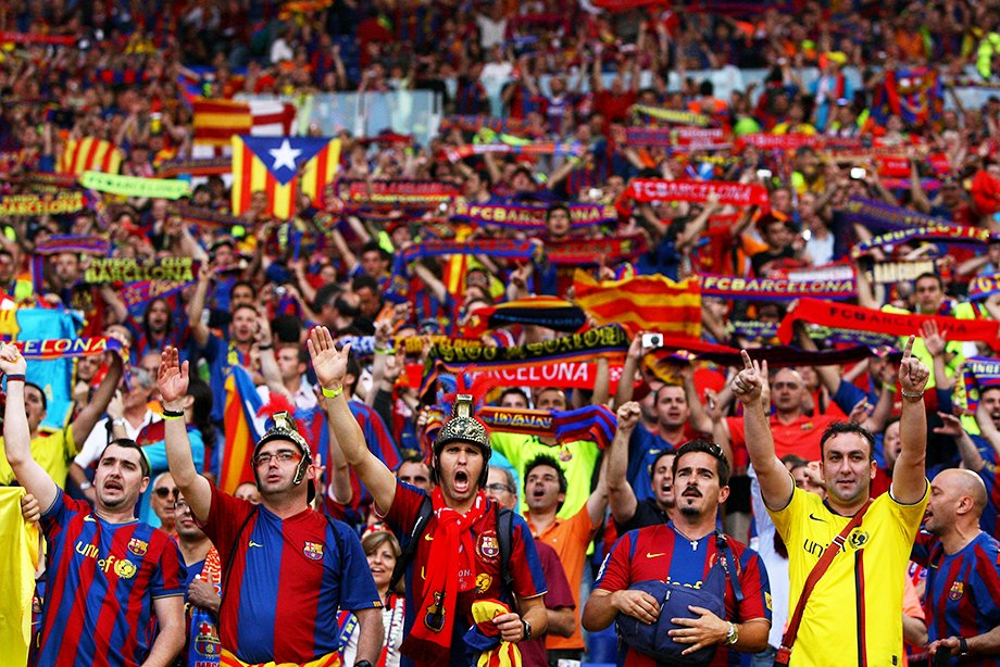 Чемпионат Испании по футболу: почему болельщиков «Барселоны» называют задницами