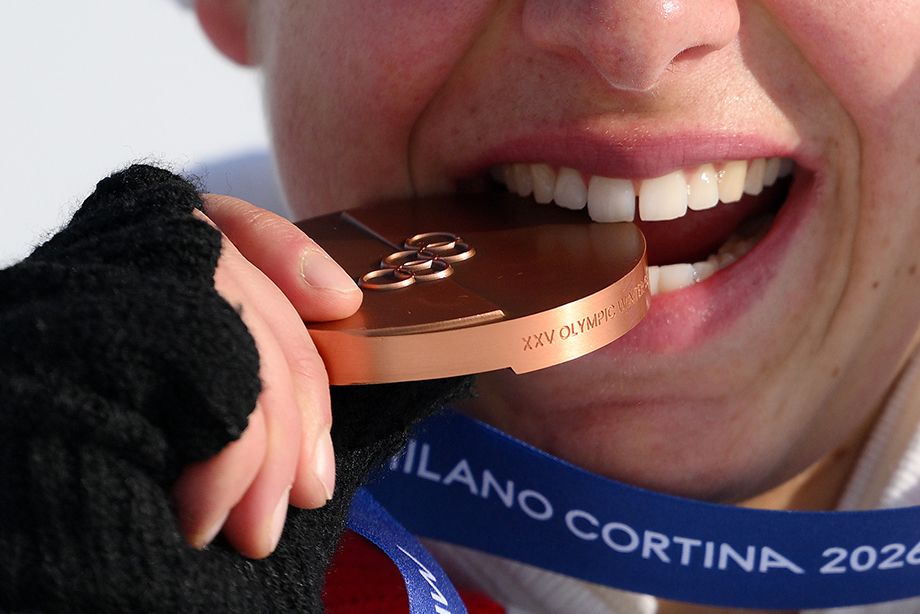 Медаль Олимпиады-2026