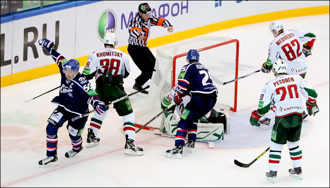 21 октября 2012 года. Новосибирск. Регулярный чемпионат КХЛ. "Сибирь" — "Ак Барс" — 3:1 21 октября 2012 года. Новосибирск. Регулярный чемпионат КХЛ. "Сибирь" — "Ак Барс" — 3:1