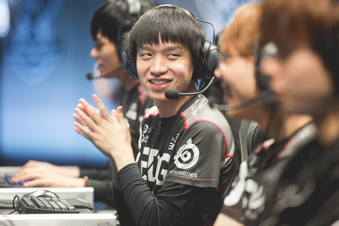 Капитан EDG Clearlove Капитан EDG Clearlove