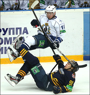 13 сентября 2012 года. Мытищи. Регулярный чемпионат КХЛ. "Атлант" — "Амур" — 3:2 13 сентября 2012 года. Мытищи. Регулярный чемпионат КХЛ. "Атлант" — "Амур" — 3:2