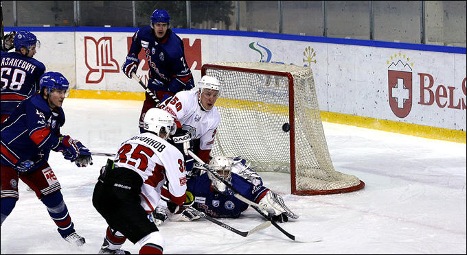 16 января 2013 года. Минск. Регулярный чемпионат ВХЛ. "Юность" — "Челмет" — 2:0 16 января 2013 года. Минск. Регулярный чемпионат ВХЛ. "Юность" — "Челмет" — 2:0