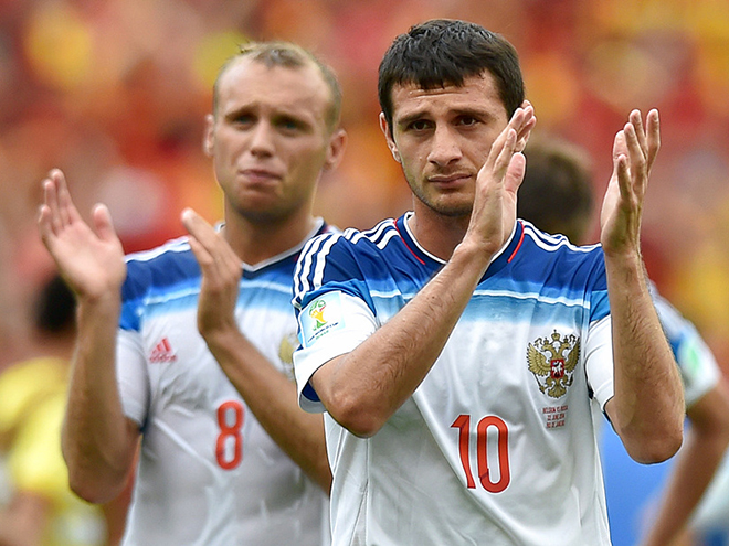 Бельгия — Россия — 1:0. Печальные лица Дениса Глушакова и Алана Дзагоева Бельгия — Россия — 1:0. Печальные лица Дениса Глушакова и Алана Дзагоева
