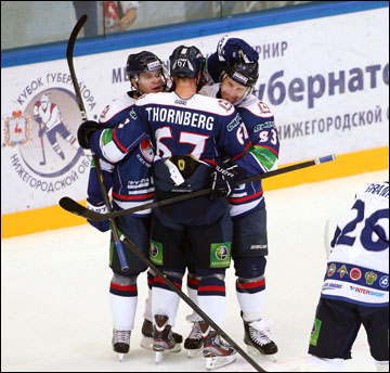 18 августа 2012 года. Нижний Новгород. Кубок губернатора Нижегородской области. Матч за 3-е место. "Торпедо" — "Динамо" М — 4:2 18 августа 2012 года. Нижний Новгород. Кубок губернатора Нижегородской области. Матч за 3-е место. "Торпедо" — "Динамо" М — 4:2