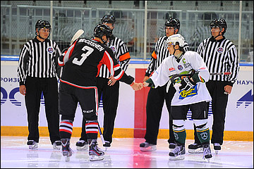 Кубок мира 2012. Омск. "Ватерлоо Блэкхоукс" — "Энергия" — 5:0 Кубок мира 2012. Омск. "Ватерлоо Блэкхоукс" — "Энергия" — 5:0