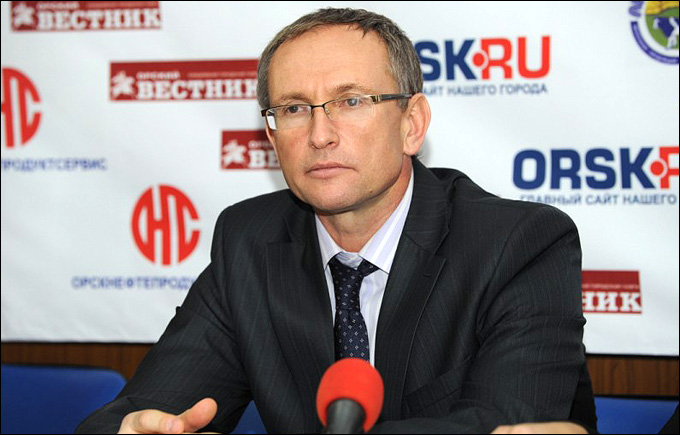 Главный тренер "Рязани" Олег Курин Главный тренер "Рязани" Олег Курин