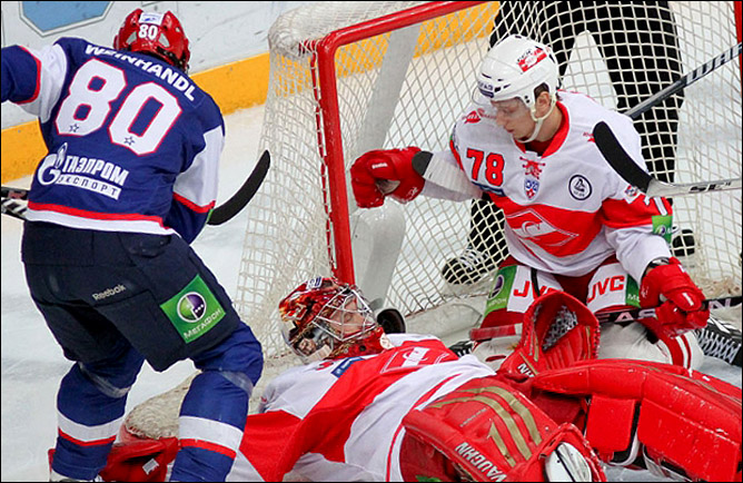 31 октября 2011 года. Санкт-Петербург. Регулярный чемпионат КХЛ. СКА — "Спартак" — 3:1 31 октября 2011 года. Санкт-Петербург. Регулярный чемпионат КХЛ. СКА — "Спартак" — 3:1