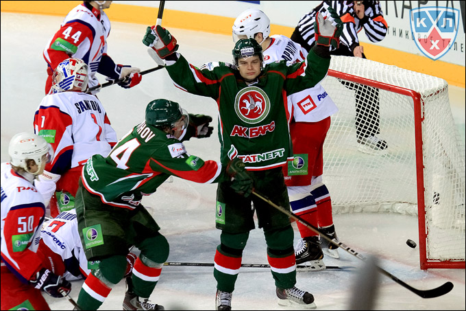 31 октября 2012 года. Казань. Регулярный чемпионат КХЛ. "Ак Барс" — "Локомотив" — 1:2 31 октября 2012 года. Казань. Регулярный чемпионат КХЛ. "Ак Барс" — "Локомотив" — 1:2