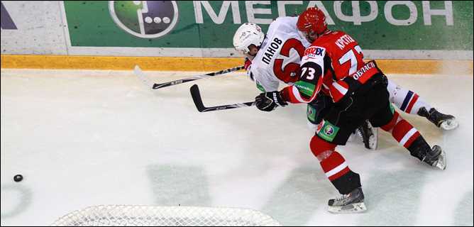 21.11.2010. КХЛ. Автомобилист - СКА - 0:1. Фото 01. 21.11.2010. КХЛ. Автомобилист - СКА - 0:1. Фото 01.