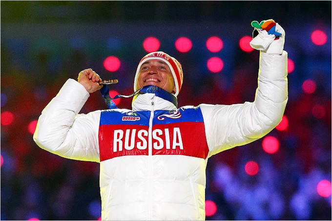 НА ХОККЕЙНОМ ЧЕМПИОНАТЕ МИРА ПО БИАТЛОНУ 20 ФЕВРАЛЯ 2020 ГОДА ИТОГОВЫЙ МЕДАЛЬНЫЙ ЗАЧЕТ ОЛИМПИЙСКИХ ИГР В ПЕКИНЕ