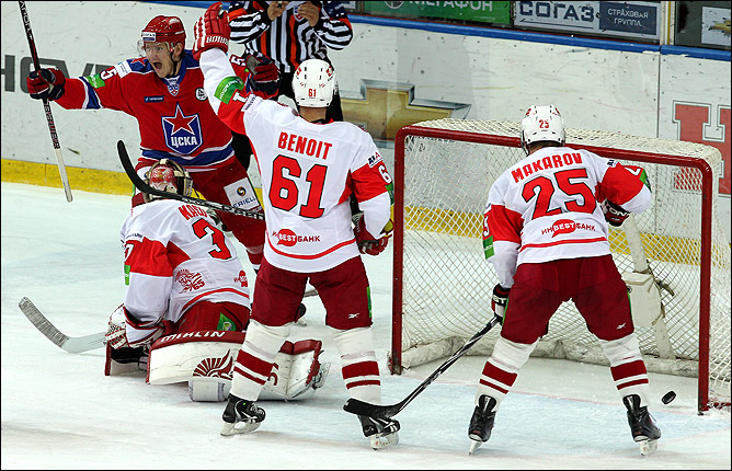 4 ноября 2011 года. Москва. Регулярный чемпионат КХЛ. ЦСКА – "Спартак" — 2:1 4 ноября 2011 года. Москва. Регулярный чемпионат КХЛ. ЦСКА – "Спартак" — 2:1