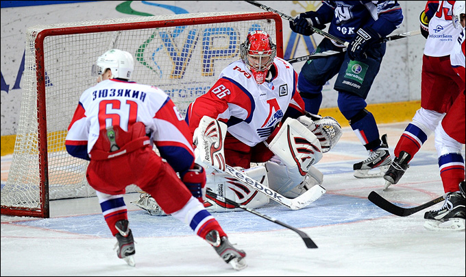 17 октября 2012 года. Орск. Регулярный чемпионат ВХЛ. "Южный Урал" — "Локомотив" — 1:0 17 октября 2012 года. Орск. Регулярный чемпионат ВХЛ. "Южный Урал" — "Локомотив" — 1:0