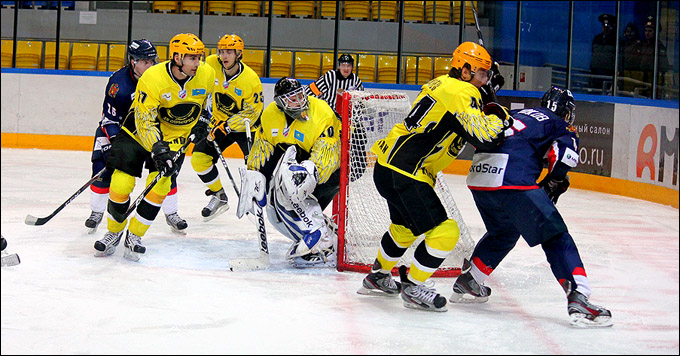 8 ноября 2012 года. Красноярск. Регулярный чемпионат ВХЛ. "Сокол" — "Сарыарка" — 0:3 8 ноября 2012 года. Красноярск. Регулярный чемпионат ВХЛ. "Сокол" — "Сарыарка" — 0:3
