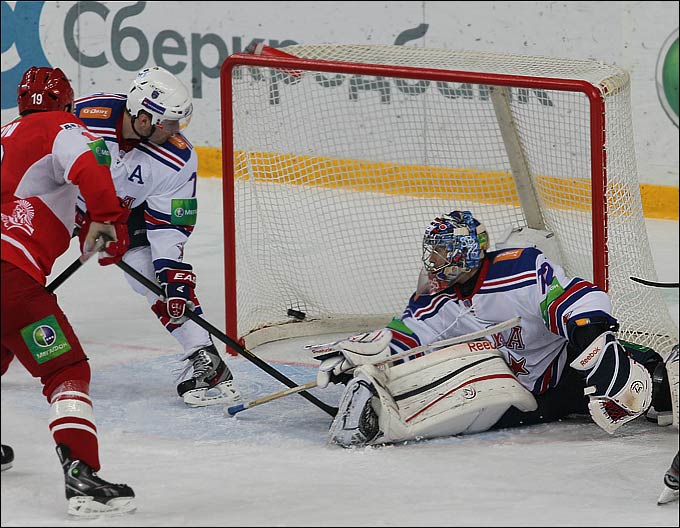 30 ноября 2012 года. Москва. Регулярный чемпионат КХЛ. "Спартак" — СКА – 6:1 30 ноября 2012 года. Москва. Регулярный чемпионат КХЛ. "Спартак" — СКА – 6:1