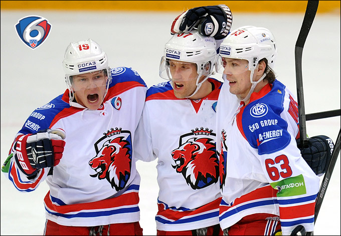 11.12.13. Чемпионат КХЛ сезона 2013/14. ЦСКА (Москва) — "Лев" (Прага). Патрик Закриссон, Мартин Тёрнберг, Ондржей Немец 11.12.13. Чемпионат КХЛ сезона 2013/14. ЦСКА (Москва) — "Лев" (Прага). Патрик Закриссон, Мартин Тёрнберг, Ондржей Немец