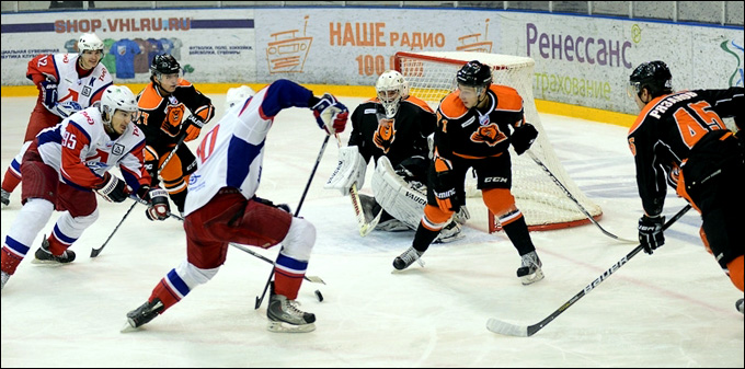 3 октября 2012 года. Пермь. Регулярный чемпионат ВХЛ. "Молот-Прикамье" — "Локомотив" — 0:1 (ПБ) 3 октября 2012 года. Пермь. Регулярный чемпионат ВХЛ. "Молот-Прикамье" — "Локомотив" — 0:1 (ПБ)