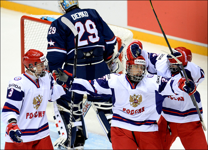 18 апреля 2013 года. Сочи. Юниорский чемпионат мира. Россия — США — 4:3 18 апреля 2013 года. Сочи. Юниорский чемпионат мира. Россия — США — 4:3