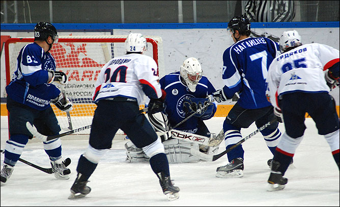 8 ноября 2011 года. Рязань. Регулярный чемпионат ВХЛ. ХК "Рязань" — "Сокол" — 3:4 8 ноября 2011 года. Рязань. Регулярный чемпионат ВХЛ. ХК "Рязань" — "Сокол" — 3:4