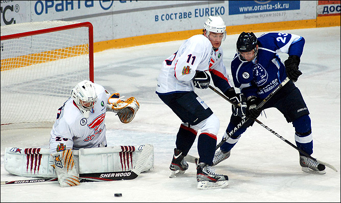 8 ноября 2011 года. Рязань. Регулярный чемпионат ВХЛ. ХК "Рязань" — "Сокол" — 3:4 8 ноября 2011 года. Рязань. Регулярный чемпионат ВХЛ. ХК "Рязань" — "Сокол" — 3:4