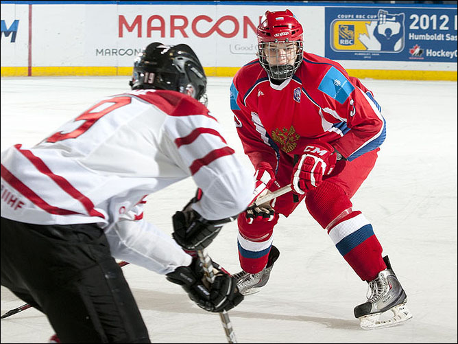 10 ноября 2011 года. Лэнгли. Кубок вызова. Группа B. Россия U-18 — Канада (Восточная) U-20 — 3:2 10 ноября 2011 года. Лэнгли. Кубок вызова. Группа B. Россия U-18 — Канада (Восточная) U-20 — 3:2