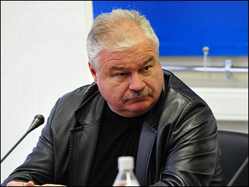 Владимир Плющев Владимир Плющев