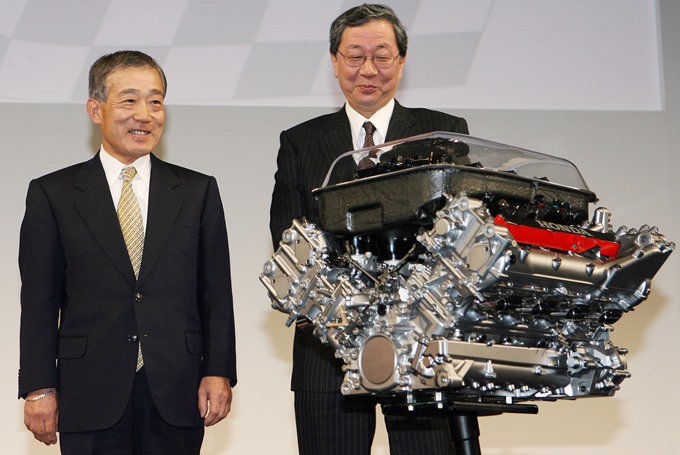Моторы V8 дожили до 2014 года Моторы V8 дожили до 2014 года