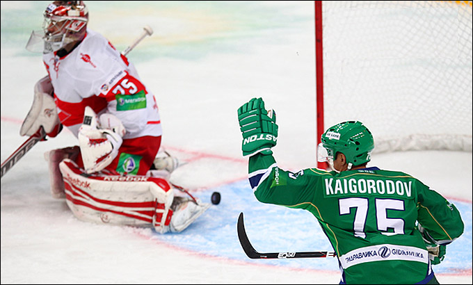 21 ноября 2012 года. Уфа. Регулярный чемпионат КХЛ. "Салават Юлаев" — "Спартак" — 4:1 21 ноября 2012 года. Уфа. Регулярный чемпионат КХЛ. "Салават Юлаев" — "Спартак" — 4:1