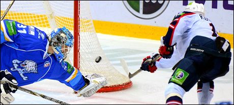 13 декабря 2013 года. Астана. Регулярный чемпионат КХЛ. "Барыс" — "Сибирь" — 3:4 13 декабря 2013 года. Астана. Регулярный чемпионат КХЛ. "Барыс" — "Сибирь" — 3:4