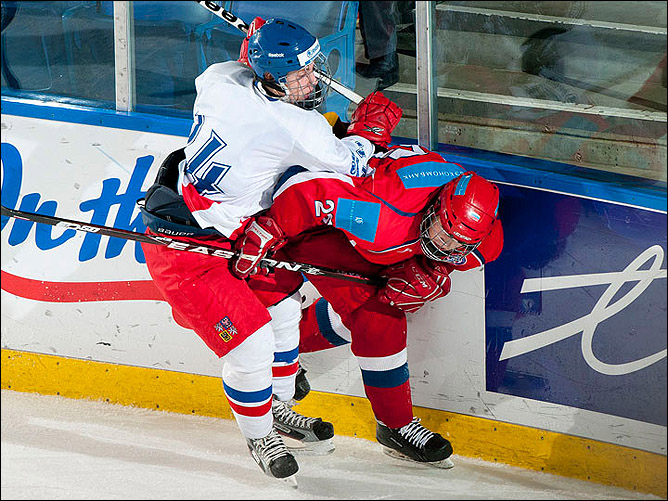 12 ноября 2011. Лэнгли. Кубок Вызова. Россия U-18 — Чехия U-18 — 3:2 12 ноября 2011. Лэнгли. Кубок Вызова. Россия U-18 — Чехия U-18 — 3:2