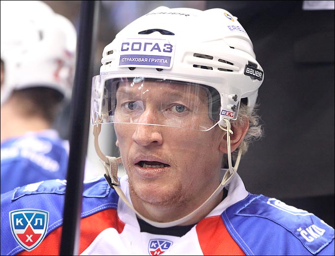 "Лев" принимает уфимцев "Лев" принимает уфимцев